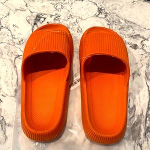Orange Cloud Slides Size 8